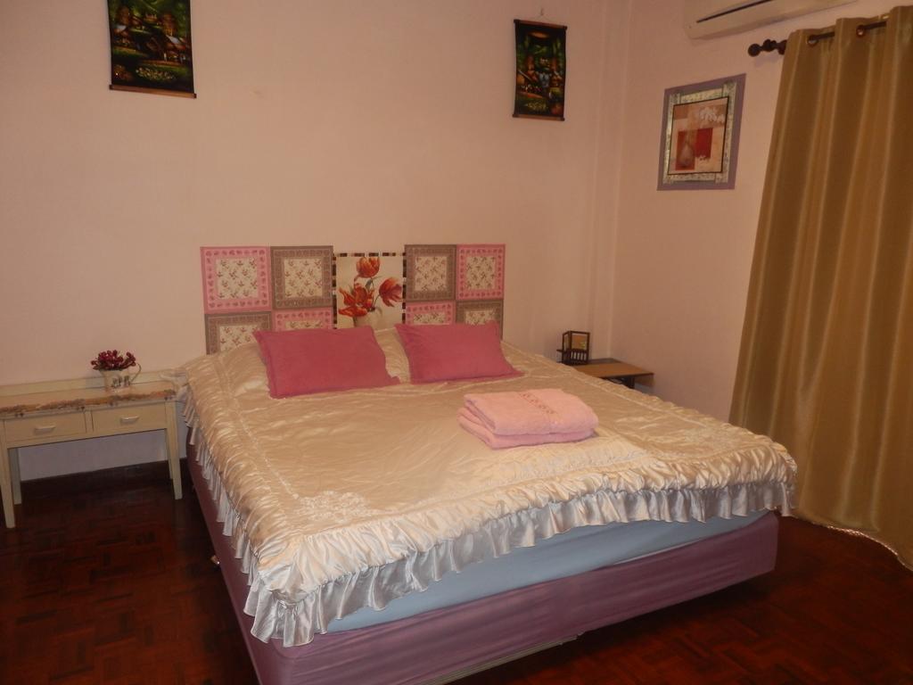 Hua Hin Tour Guesthouse Exterior photo